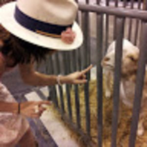 Meet your Posher, Kendra